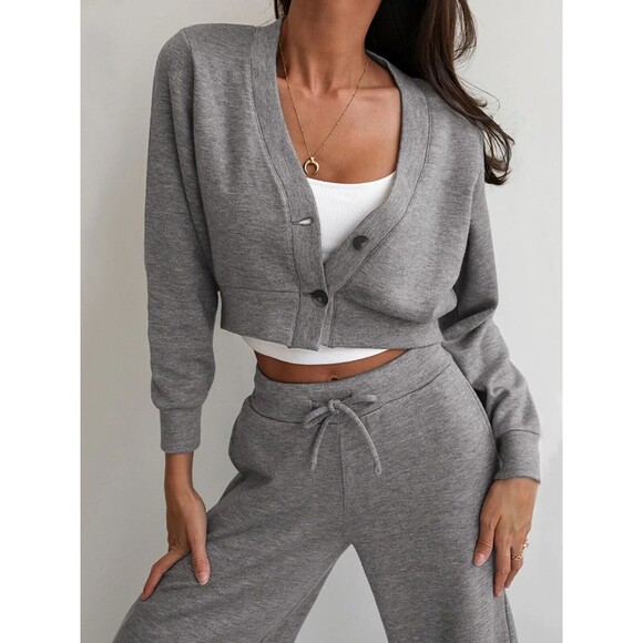 Commense Women's Athflow Cropped Cardigan Sweater Long Sleeve Gray Medium NWT - Picture 1 of 7